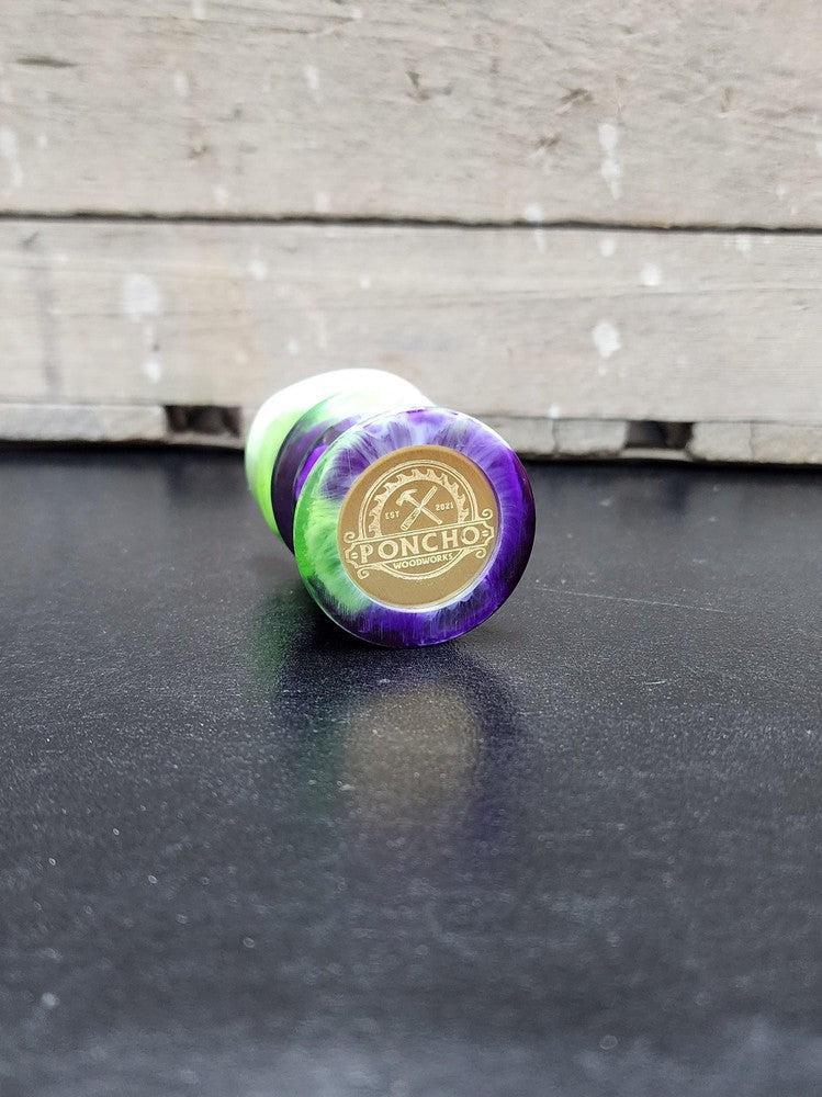Purple and Green Cigar Rest